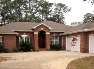 702 Persimmon Way, Niceville, FL 32578