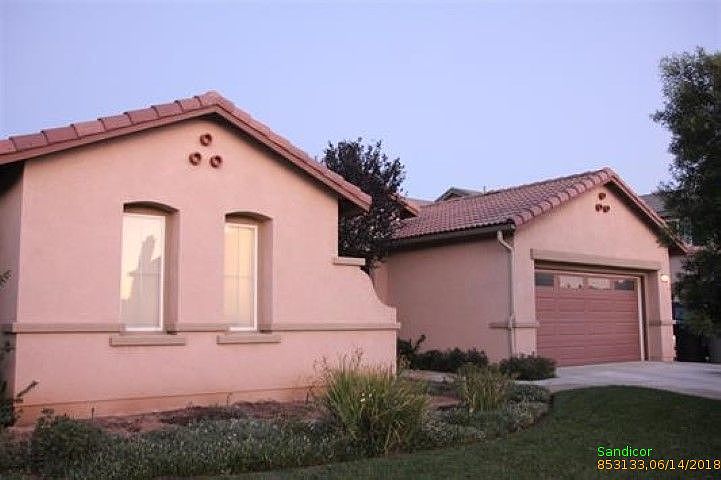 1st image of 1939 Bayberry Dr