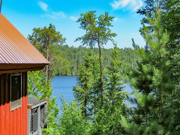 10028 Gunflint Tr, Grand Marais, MN 55604