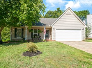 409 Twin Falls Dr, Simpsonville, SC 29680