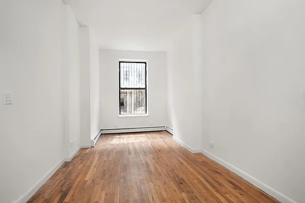 Rented by Compass | media 21