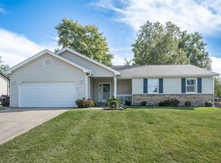 4146 Golden Wheat Dr, Saint Charles, MO 63304