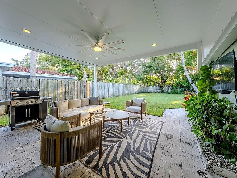 1305 NW 5th Ave — Photo 28
