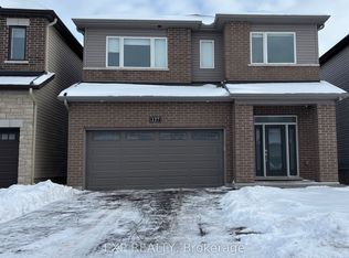 137 Maynooth Ct, Ottawa, ON K2J 6Y4