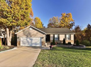 2140 Hillsboro Valley Park Rd #R, High Ridge, MO 63049