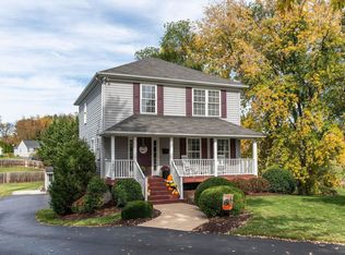 1837 N Talbott Pl, Waynesboro, VA 22980