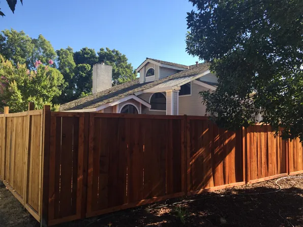 2504 Manor Oak Dr, Modesto, CA 95355