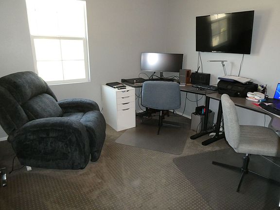 5th image of 24006 Cornelia Pl