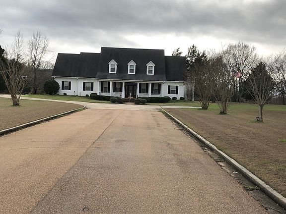 3rd image of 14 Grandview Dr