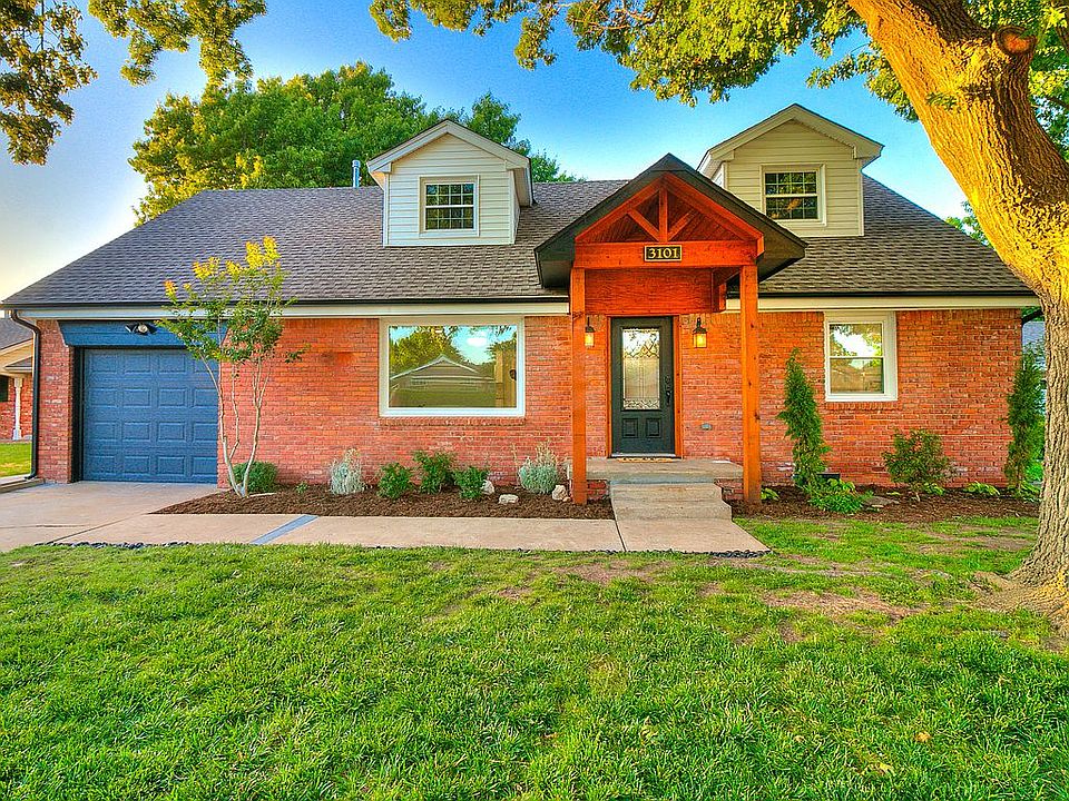 Amazing curb appeal!