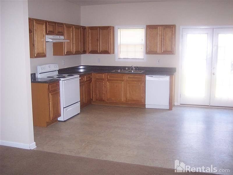 2nd image of 307 Kayla Ct