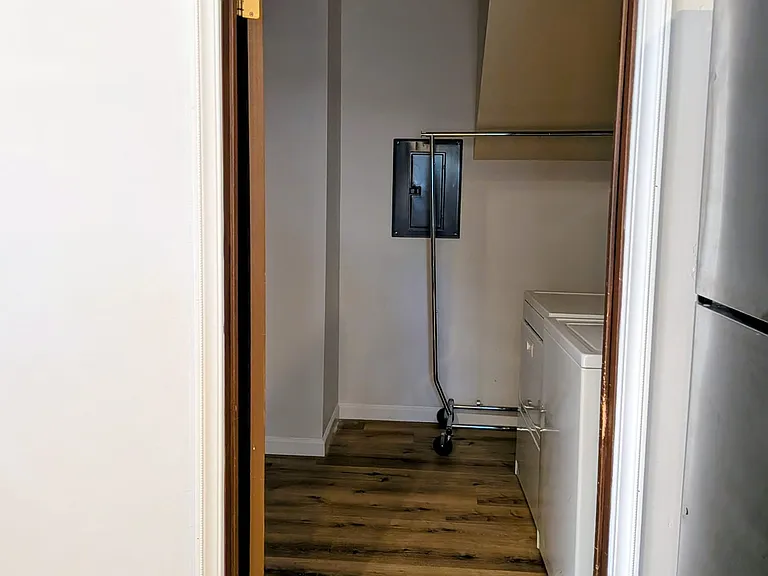 515 Clearwater Dr — Photo 16