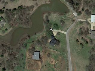 2401 Lost Lake Ln, Yukon, OK 73099