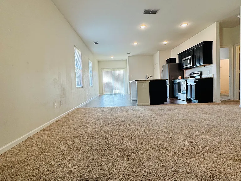 6432 Bishop Dr — Photo 3