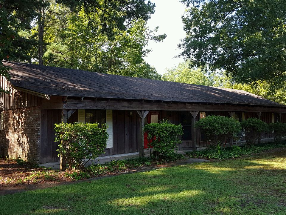 New roof, yard cleaned up