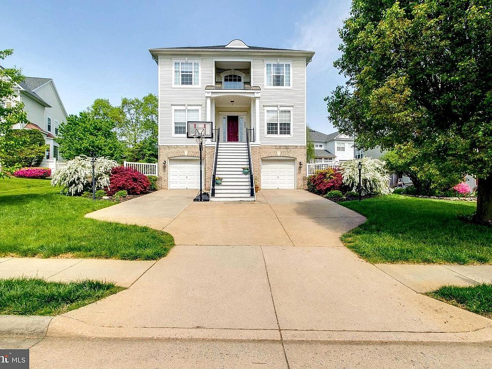 1st image of 9020 Haywood Ave
