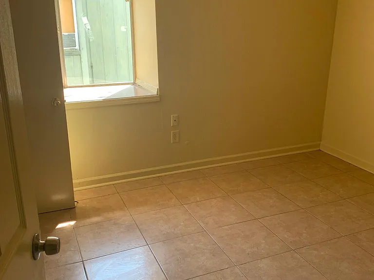 5937 Tullis Dr — Photo 6