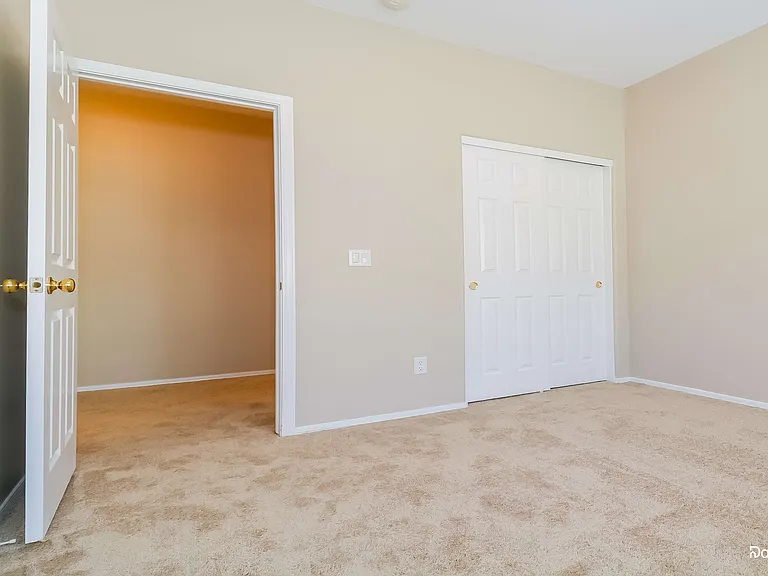 14653 W Gelding Dr — Photo 11