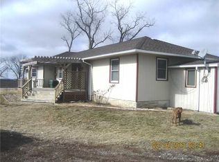 5746 27th Avenue Dr, Vinton, IA 52349