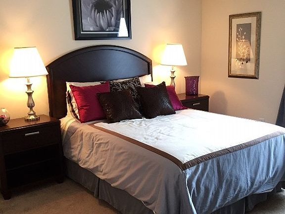 5th image of 512 Chapel Lake Dr APT 101