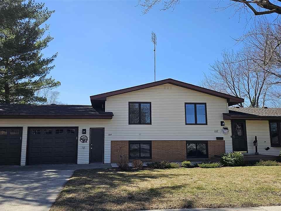 1st image of 227 Hazelwood Ave