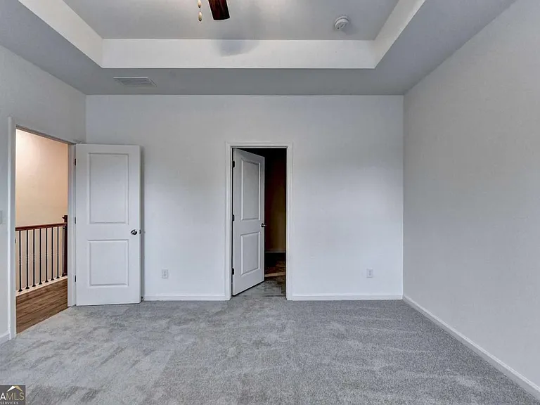 477 Danville Ave — Photo 34
