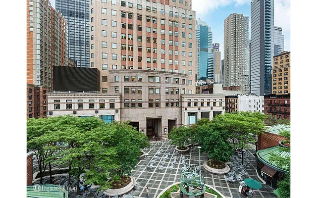 Rented by Douglas Elliman | media 15