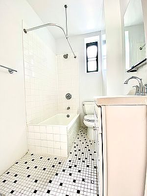 5th image of 523 E 78th St APT 4C