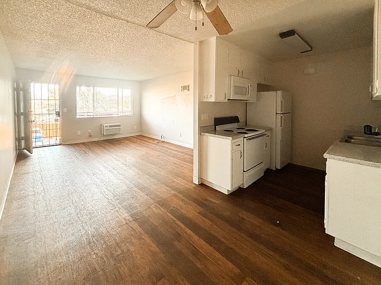 9765 Marilla Dr #52 — Photo 7