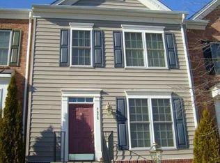 2626 Oak Valley Dr, Woodbridge, VA