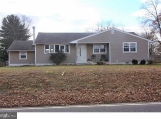 201 N Locust Ave, Marlton, NJ 08053