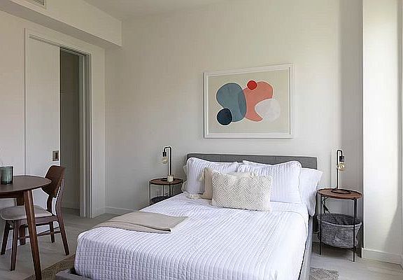 5th image of 22 Chapel St APT 10B