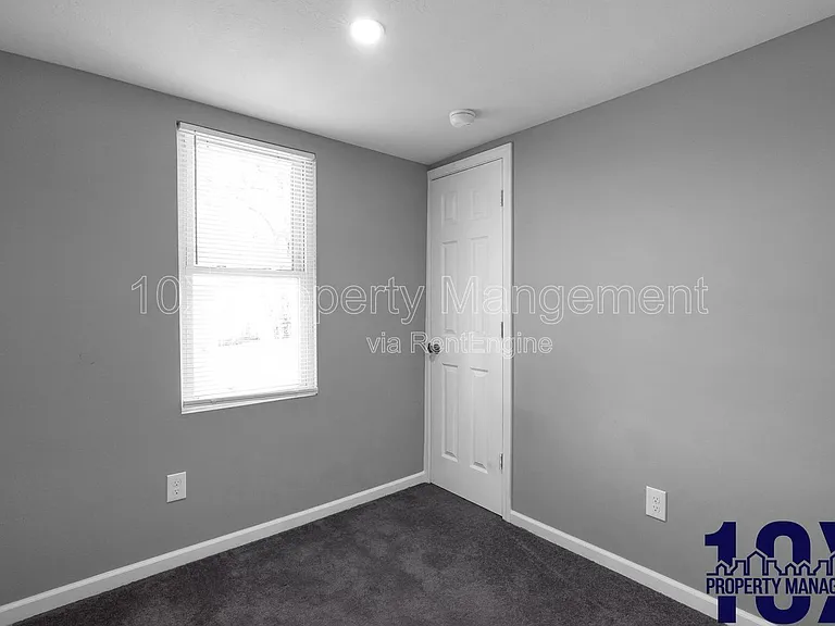 2767 Hiawatha St — Photo 16