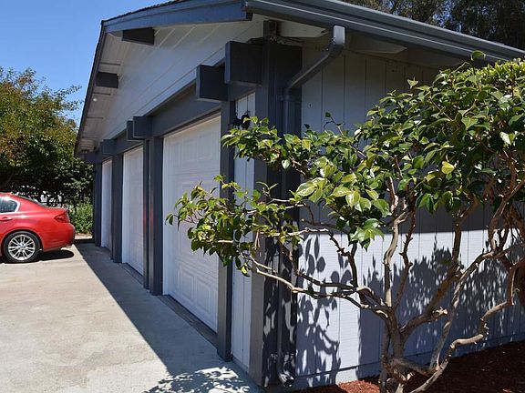 3rd image of 1001 Balboa Ave