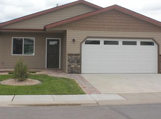 8726 W Rushmore St, Rathdrum, ID 83858