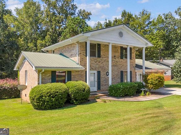 3rd image of 1286 Virginia Ln