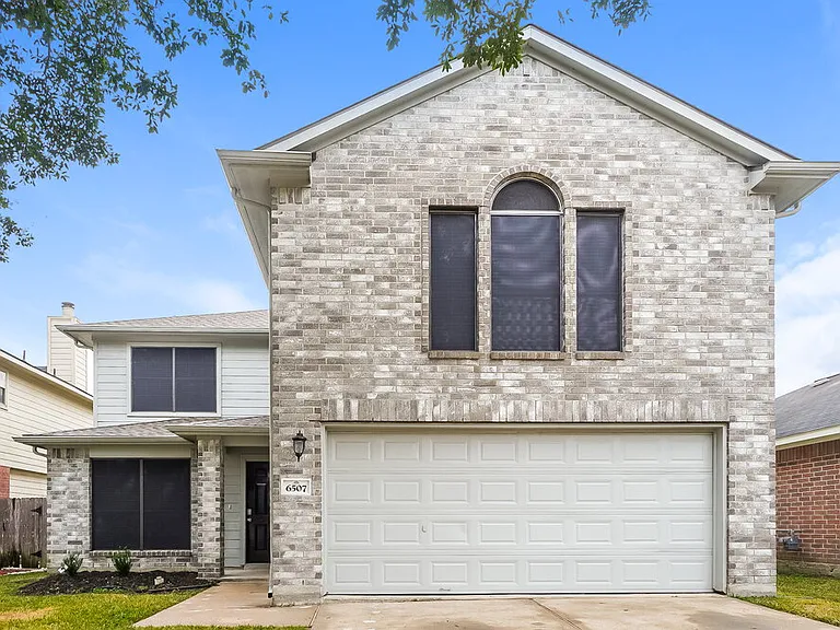 6507 Briargate Trl — Photo 1