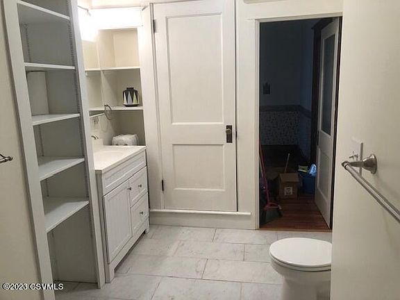 5th image of 1101 W Market St