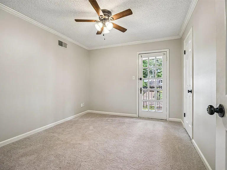 2232 Burfordi Ln — Photo 20