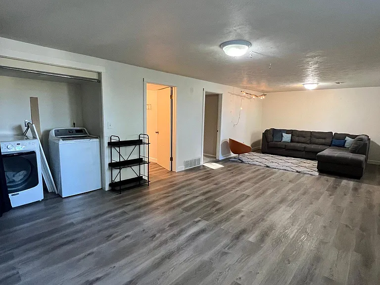 3521 S Ridgeview Dr — Photo 24
