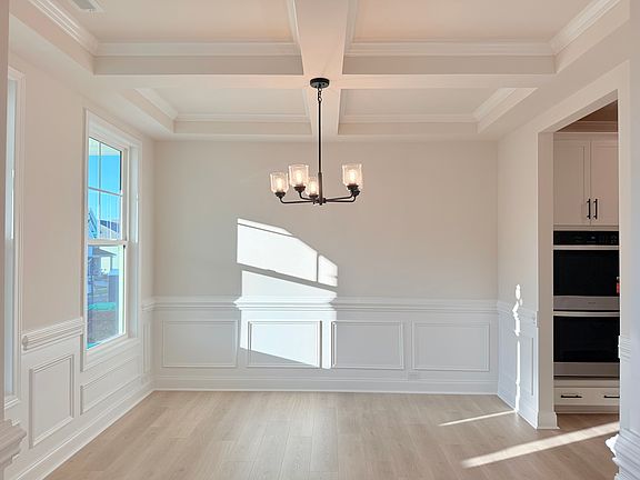 4th image of 2869 Atwater Pond Cir
