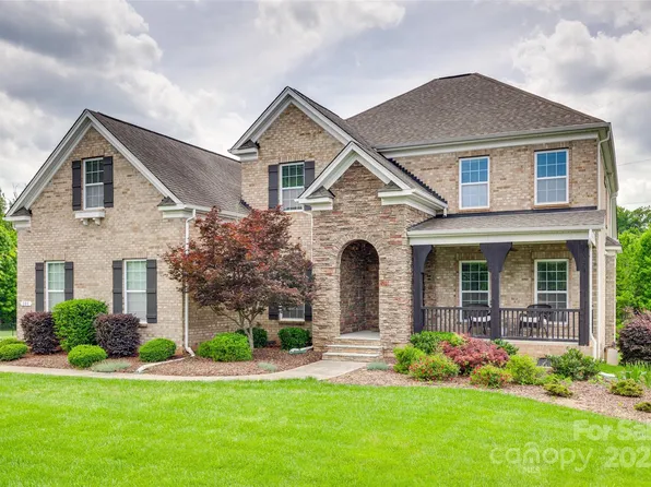 308 Hollister Estates Dr, Waxhaw, NC 28173