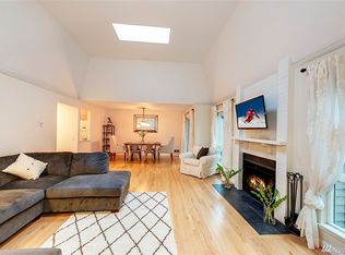 1613 102nd Pl NE #C2, Bellevue, WA 98004