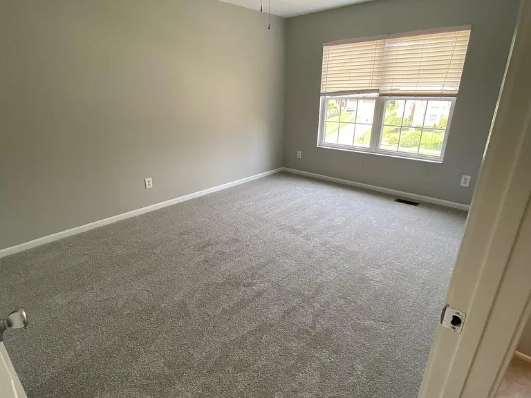 8601 Sunmont Dr — Photo 13