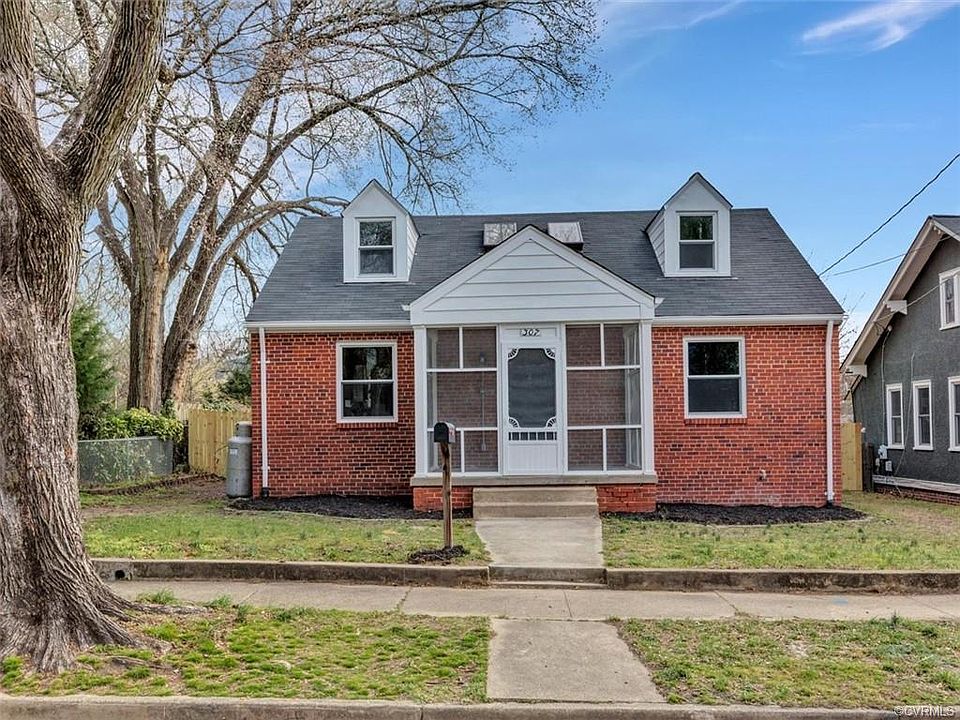 1st image of 307 W 28th St