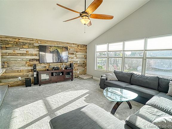 5th image of 680 NW 111th Way