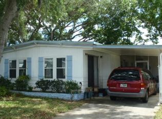 35 Las Palmas Dr, Edgewater, FL 32132