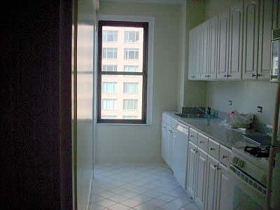 4th image of 210 E 68th St APT 14F