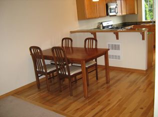 10520 Whitman Ave N UNIT E, Seattle, WA 98133
