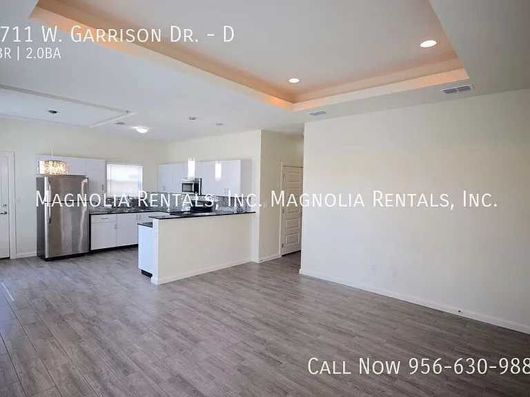1711 W Garrison Dr #D — Photo 3